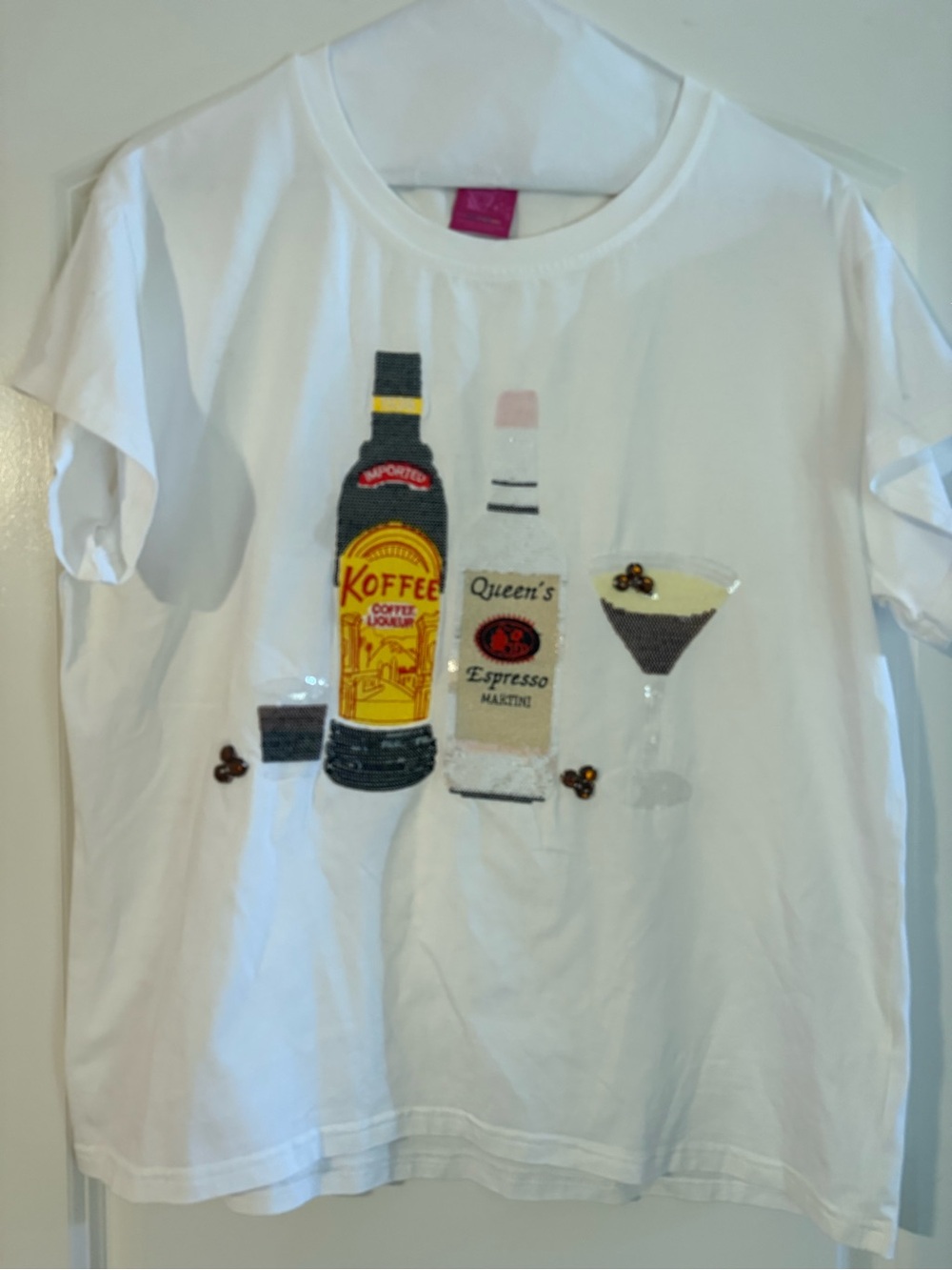 QUEEN OF SPARKLES White Sequin Espresso & Koffee Graphic Tee